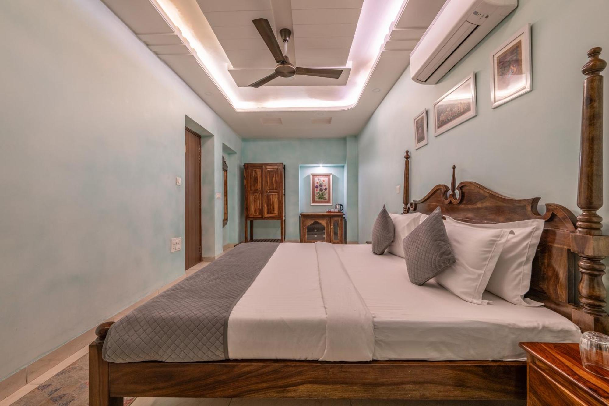 Baari The House Of Fusion Hotel Jaipur Ngoại thất bức ảnh